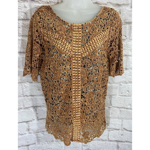 Gimmicks BKE Boho Hippie Floral Embroidered Layered Lace Top Deep V Back Shirt M - Picture 1 of 9